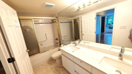 Powder Room Photo of 201 4689 Hazel Street, Burnaby, BC
