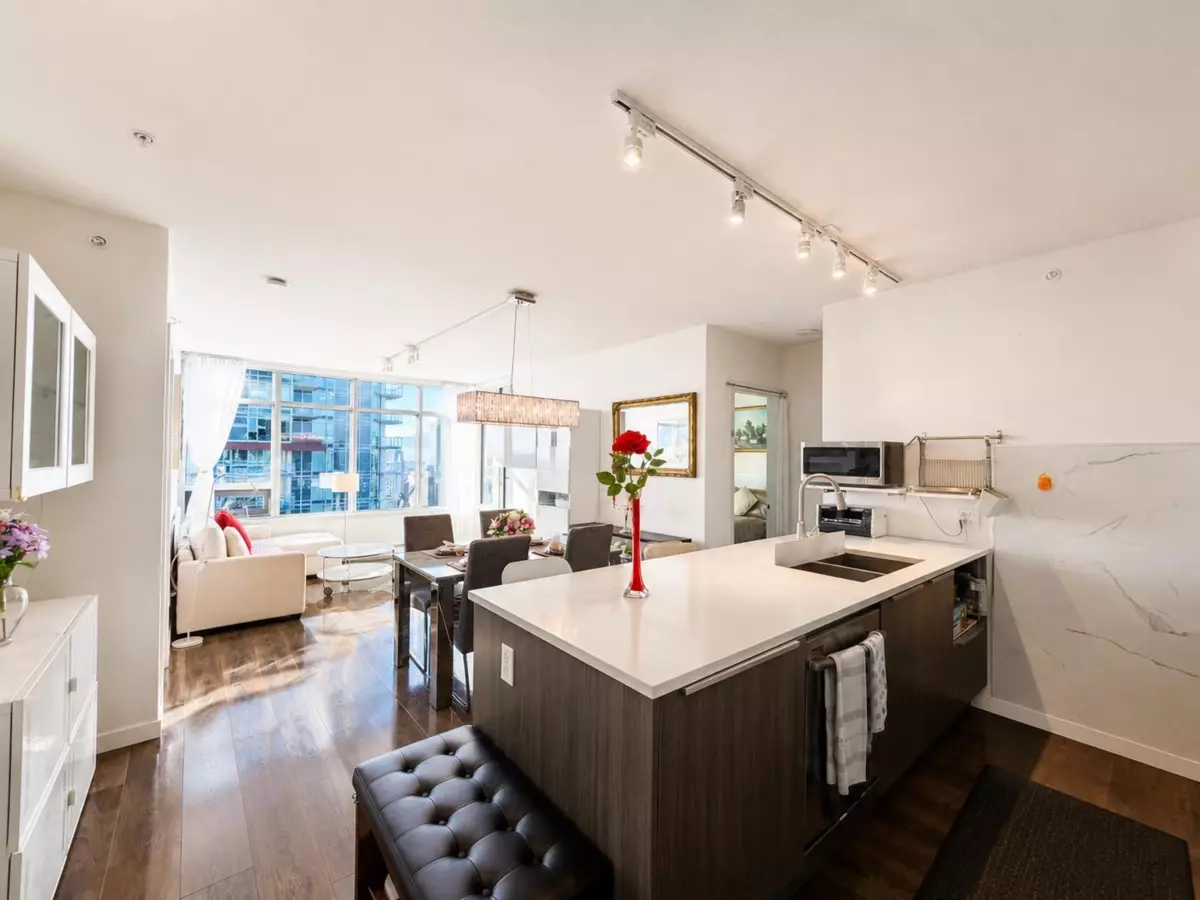 Family Room Photo of 3208 6461 Telford Avenue, Burnaby, BC