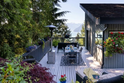 Breakfast Nook Photo of 120 Mountain Drive, Lions Bay, BC