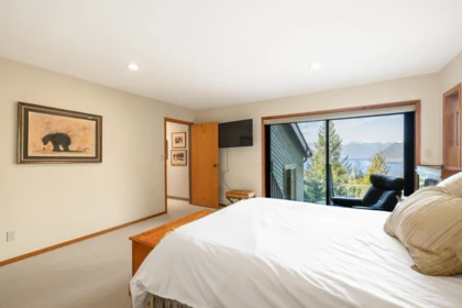 Garage Interior Photo of 120 Mountain Drive, Lions Bay, BC