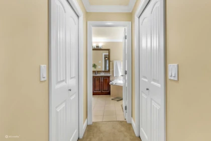 Hallway Photo of 6277 146a Street, Surrey, BC