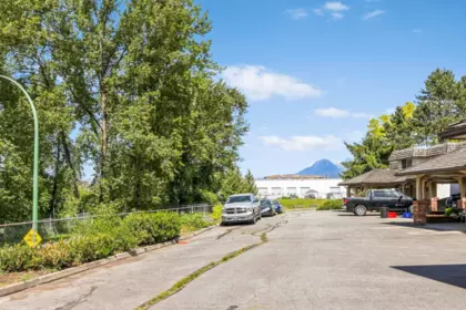 Outdoor Deck Photo of 11670 Ritchie Avenue, Maple Ridge, BC