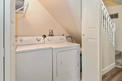 Primary Bedroom Photo of 11670 Ritchie Avenue, Maple Ridge, BC
