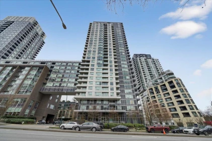 Front Yard Photo of 3006 5515 Boundary Road, Vancouver, BC