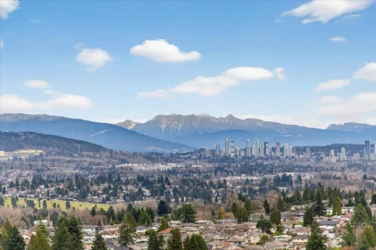 Powder Room Photo of 3006 5515 Boundary Road, Vancouver, BC