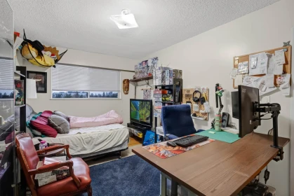 Bedroom 2 Photo of 3963 - 3965 Gilpin Street, Burnaby, BC