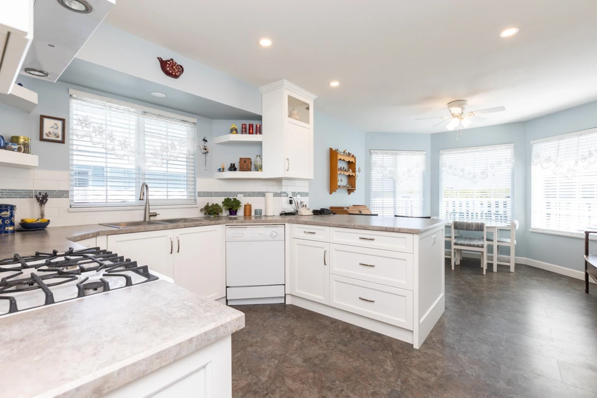 Dining Area Photo of 10 1450 Mccallum Road, Abbotsford, BC