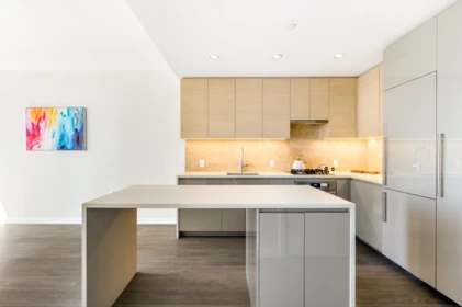 Breakfast Nook Photo of 2804 4168 Lougheed Highway, Burnaby, BC