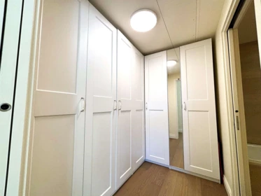 Guest Bathroom Photo of 1501 5838 Berton Avenue, Vancouver, BC