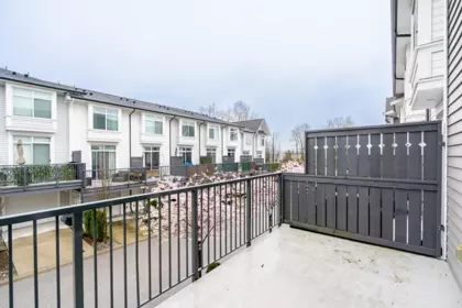 Hallway Photo of 28 2838 Livingstone Avenue, Abbotsford, BC