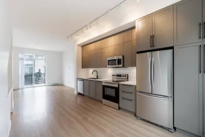 Kitchen Photo of 28 2838 Livingstone Avenue, Abbotsford, BC