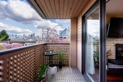 Laundry Room Photo of 209 2211 W 2nd Avenue, Vancouver, BC