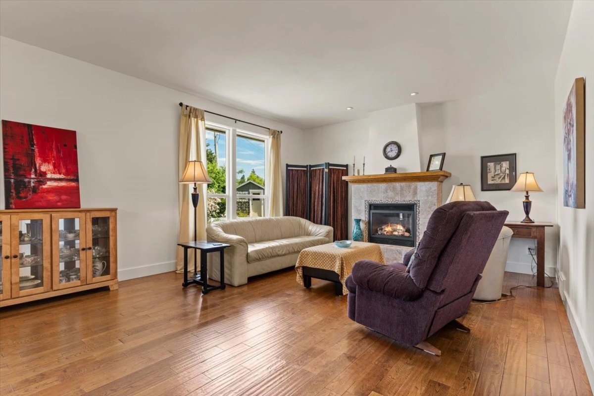 Dining Area Photo of 8408 Bradshaw Place, Chilliwack, BC