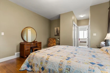 Guest Bathroom Photo of 8408 Bradshaw Place, Chilliwack, BC