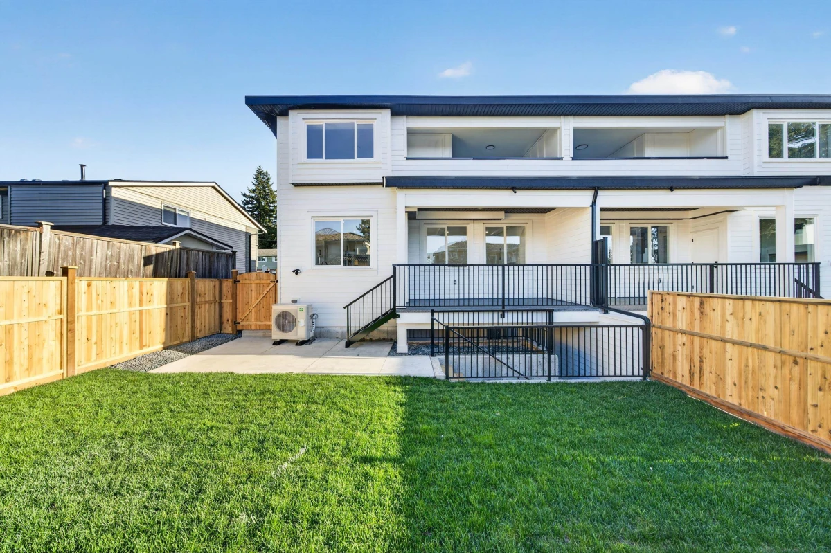 Family Room Photo of 11397 85a Avenue, Delta, BC