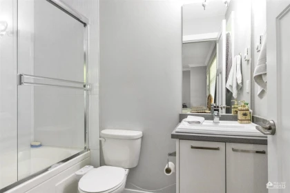 Guest Bathroom Photo of 3 12091 70 Avenue, Surrey, BC