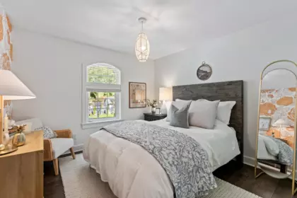 Staircase Photo of 13878 30 Avenue, Surrey, BC