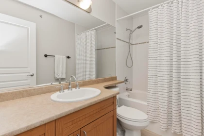Powder Room Photo of 18 1800 Mamquam Road, Squamish, BC