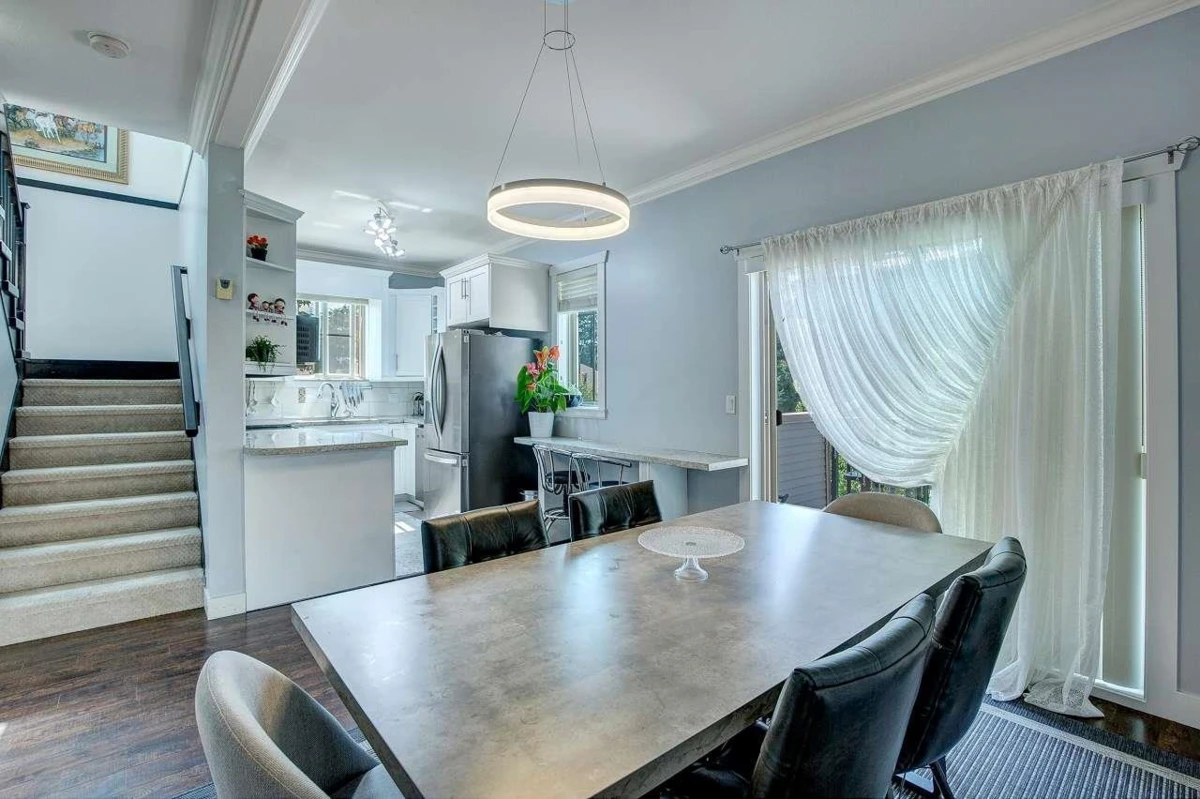 Dining Area Photo of 29 9533 130a Street, Surrey, BC