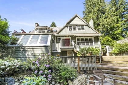 230 W 22nd Street, North Vancouver, BC, North Vancouver — Single Family Residence for sale