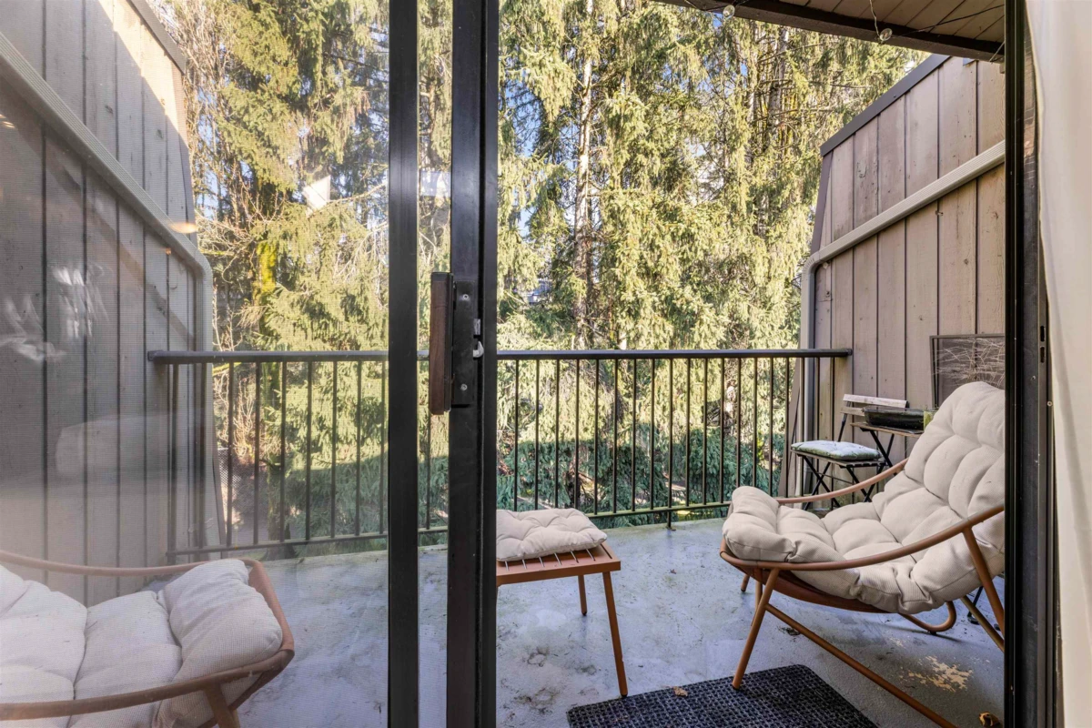 Family Room Photo of 327 9101 Horne Street, Burnaby, BC