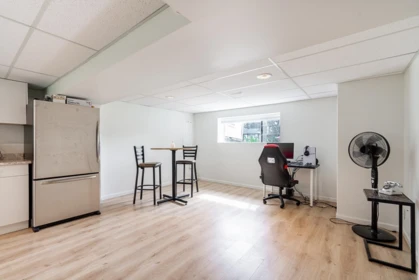 Mudroom Photo of 32157 Holiday Avenue, Mission, BC