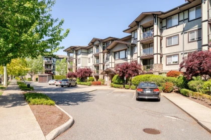 305 2038 Sandalwood Crescent, Abbotsford, BC, Abbotsford — Apartment/Condo for sale