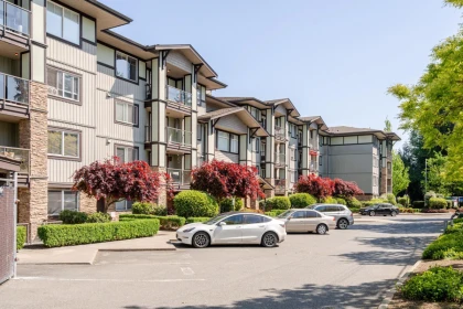 305 2038 Sandalwood Crescent, Abbotsford, BC, Abbotsford — Apartment/Condo for sale