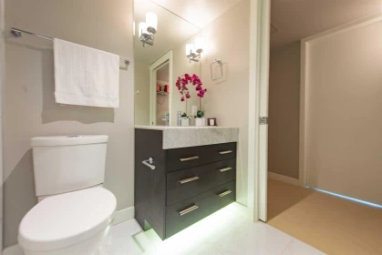 Bedroom 3 Photo of 856 6288 No. 3 Road, Richmond, BC