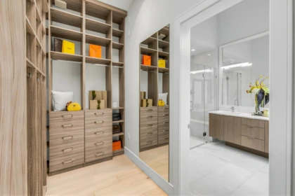 Walk-In Closet Photo of 31 Glenmore Drive, West Vancouver, BC