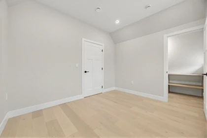 Mudroom Photo of 2170 Adanac Street, Vancouver, BC