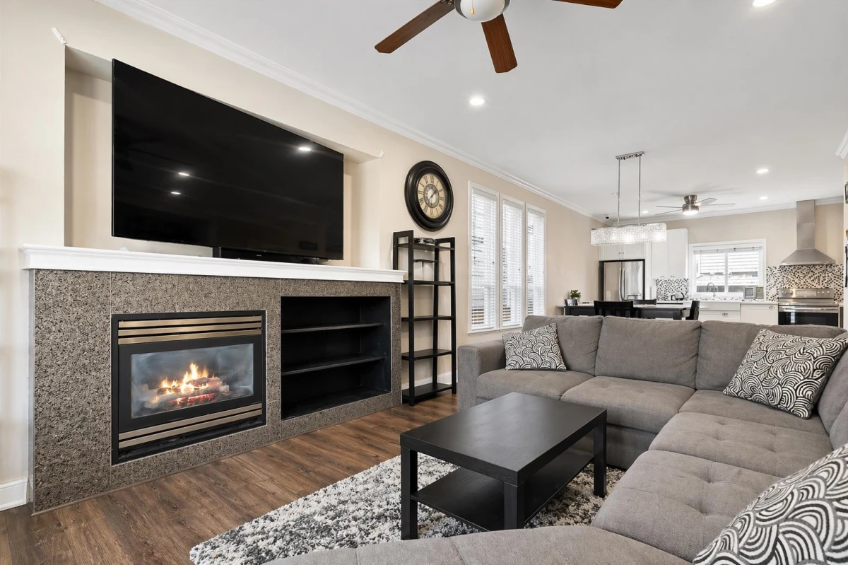 Dining Area Photo of 6965 192 Street, Surrey, BC