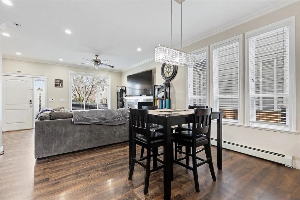 Living Room Photo of 6965 192 Street, Surrey, BC