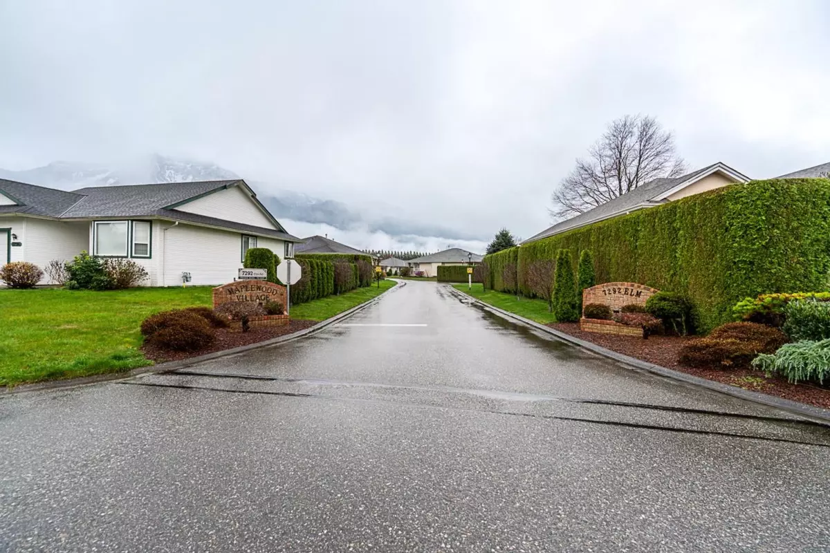 Family Room Photo of 56 7292 Elm Road, Agassiz, BC