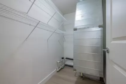 Guest Bathroom Photo of 101 5099 Springs Boulevard, Tsawwassen, BC