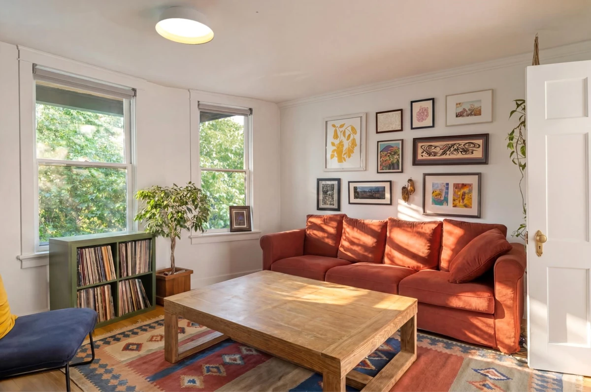 Family Room Photo of 1746 William Street, Vancouver, BC