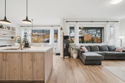 Kitchen Photo of 11238 250b Street, Maple Ridge, BC
