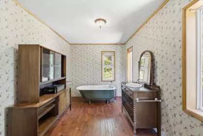 Powder Room Photo of 10085 BUCCANEER ROAD, Halfmoon Bay BC V7Z 1B6