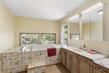 Primary Bedroom Photo of 10085 BUCCANEER ROAD, Halfmoon Bay BC V7Z 1B6