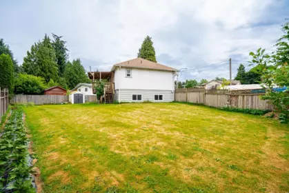 Loft / Bonus Room Photo of 33393 George Ferguson Way, Abbotsford, BC