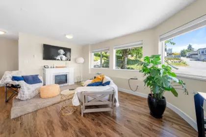 Aerial View of 15094 Royal Avenue, White Rock, BC