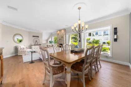 Loft / Bonus Room Photo of 15094 Royal Avenue, White Rock, BC