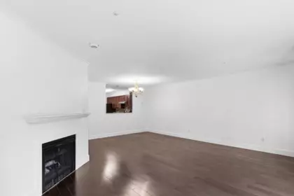 204 5656 Halley Avenue, Burnaby, BC, Burnaby — Apartment/Condo for sale
