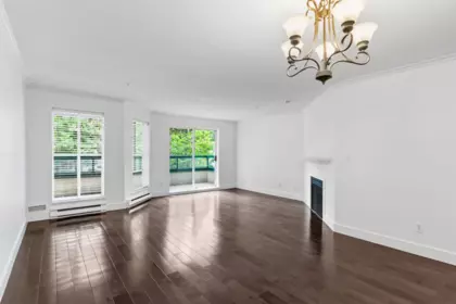 204 5656 Halley Avenue, Burnaby, BC, Burnaby — Apartment/Condo for sale
