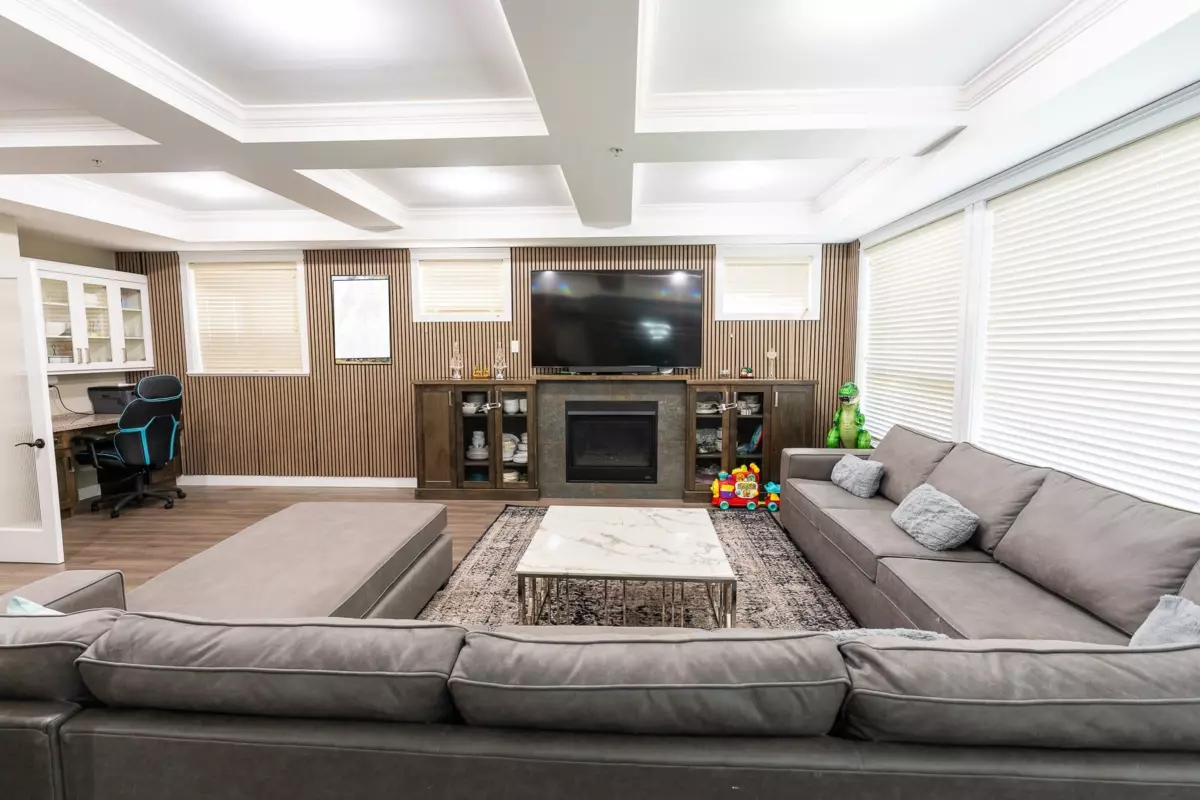 Family Room Photo of 10553 248 Street, Maple Ridge, BC
