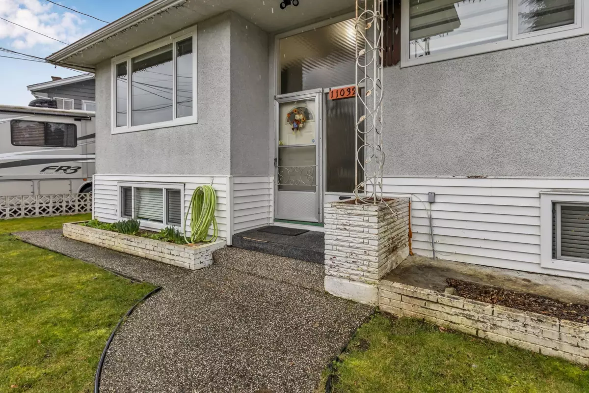 Family Room Photo of 11032 86a Avenue, Delta, BC