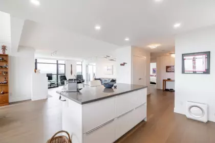Pantry Photo of 1901 615 Hamilton Street, New Westminster, BC