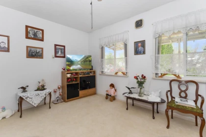 Kitchen Photo of 1446 Townline Road, Abbotsford, BC