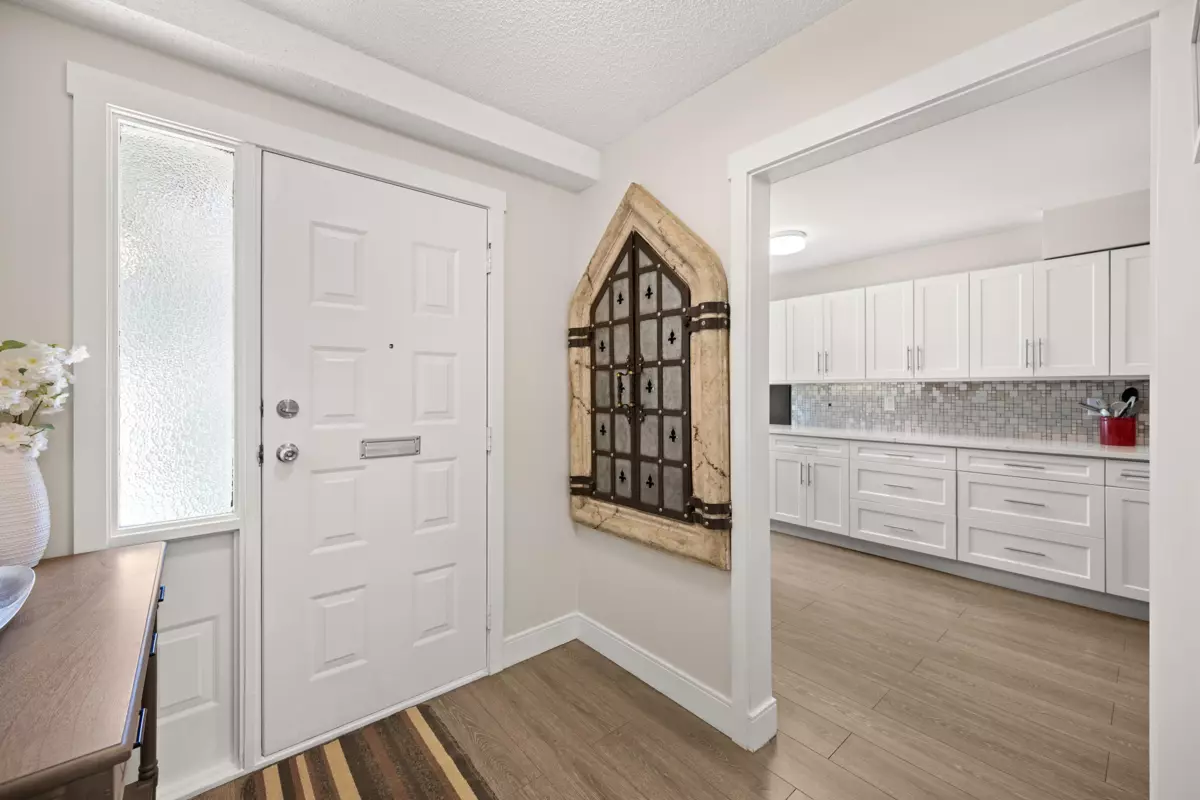 Dining Area Photo of 1774 Lilac Drive, Surrey, BC