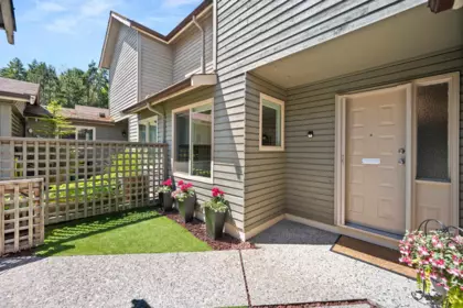 1774 Lilac Drive, Surrey, BC, Surrey — Townhouse for sale